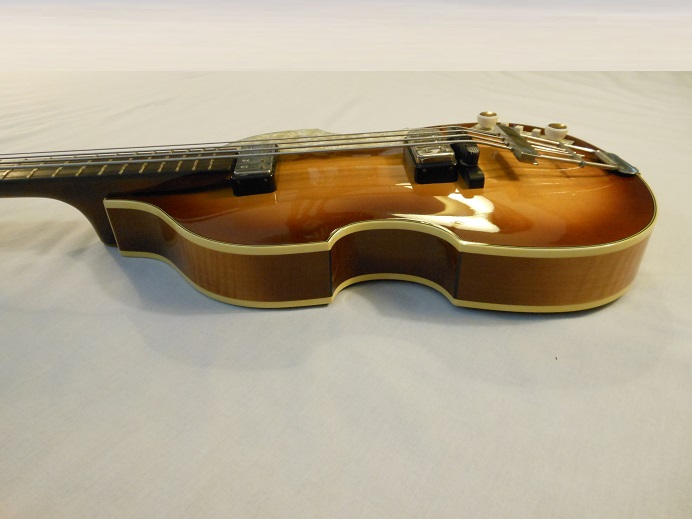 Vintage '63 Bass Picture 11